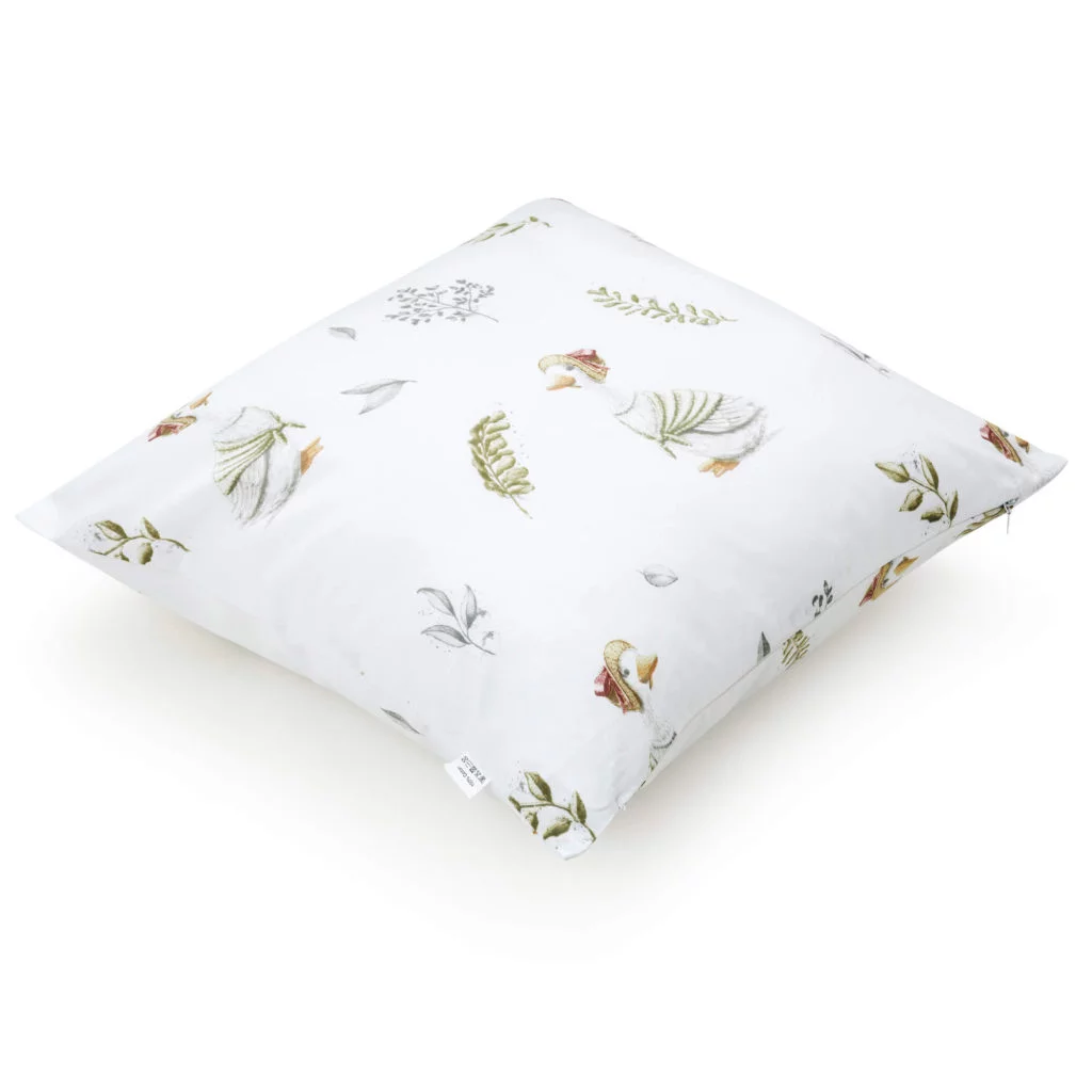 bawelniana-poszewka-na-poduszke-pepi-lady-goose-1024×1024