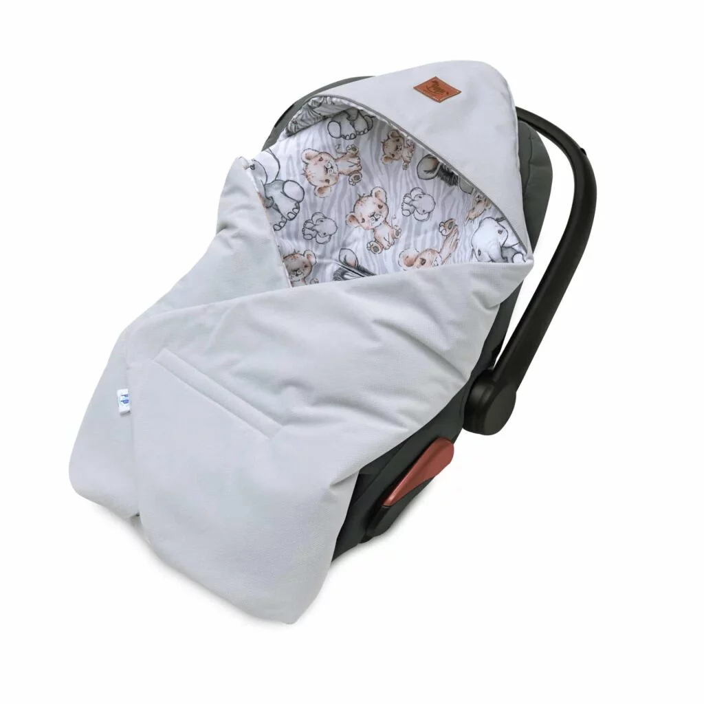 kocyk-otulacz-do-fotelika-samochodowego-dla-niemowlat-pepi-safari-1024×1024