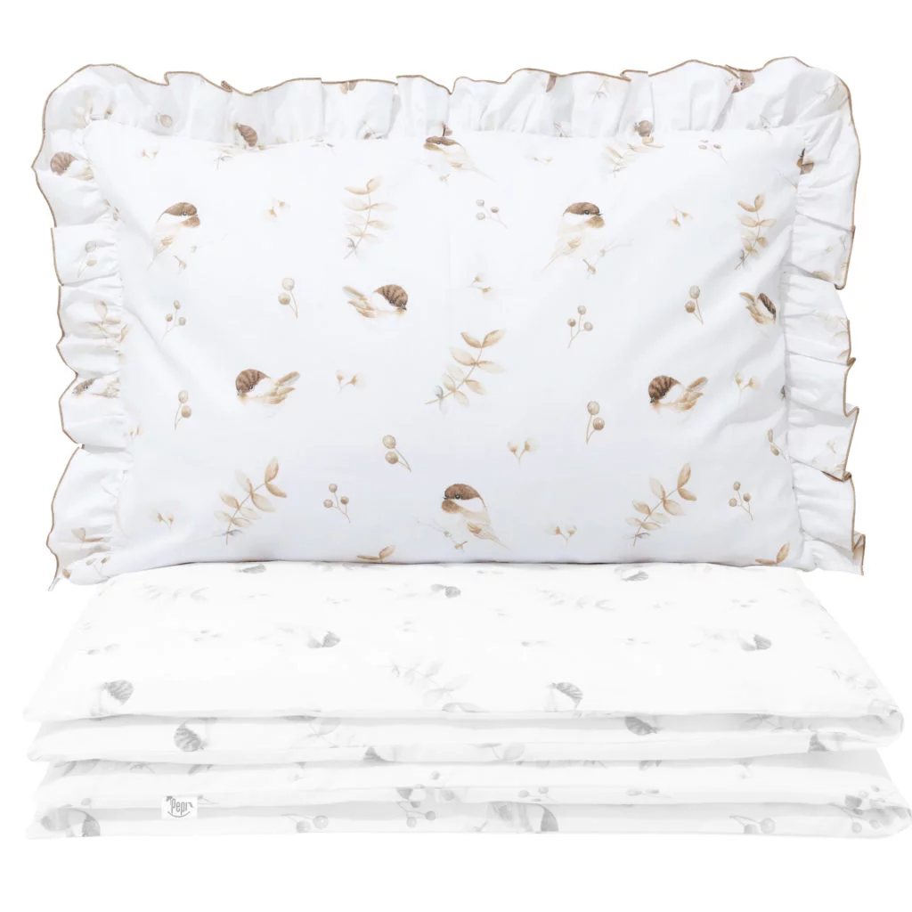 poszewka-na-poduszke-z-falbanka-pepi-lovely-bird-1024x1024