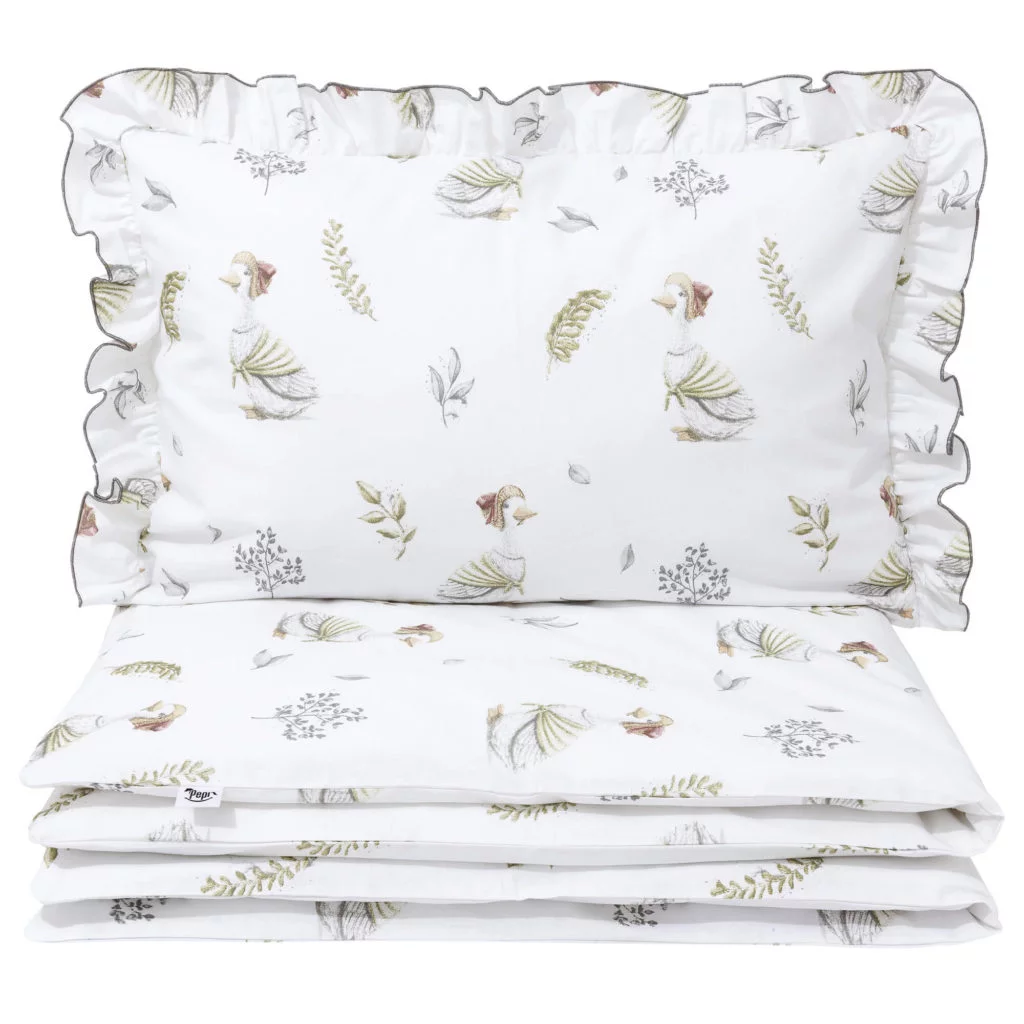 posciel-z-falbanka-pepi-lady-goose-1024x1024